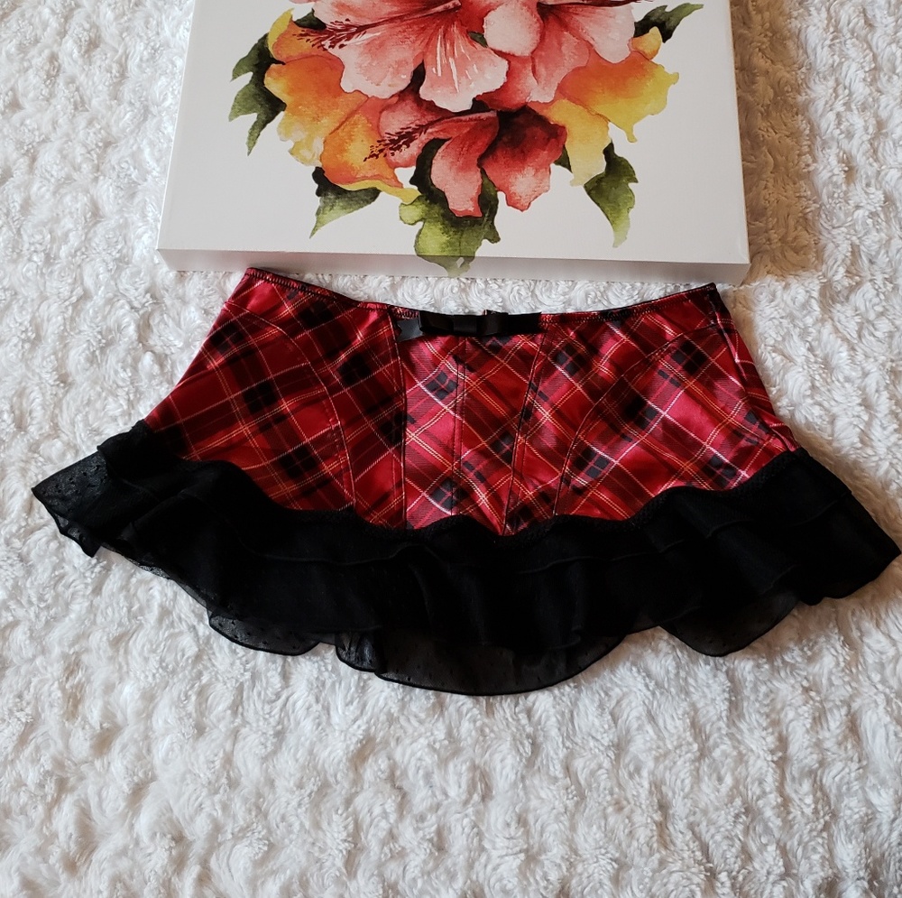 🧚‍♀️3/$25) Jezebel's Red Plaid Lingerie Skirt
